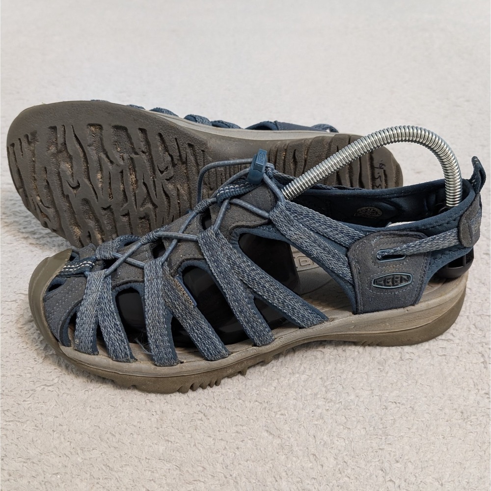 KEEN Women's Whisper Closed Toe Adventure Sandal Shoe - Smoke Blue‎ Size 9.5